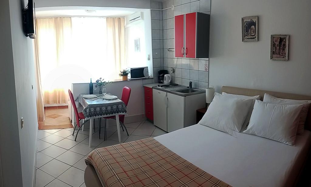 Apartmani Totic Crikvenica Buitenkant foto
