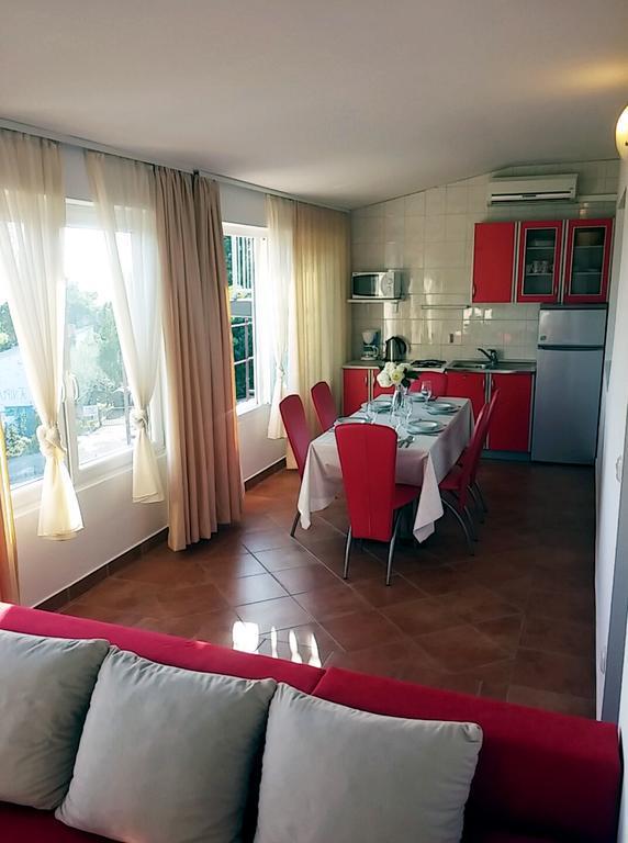 Apartmani Totic Crikvenica Buitenkant foto