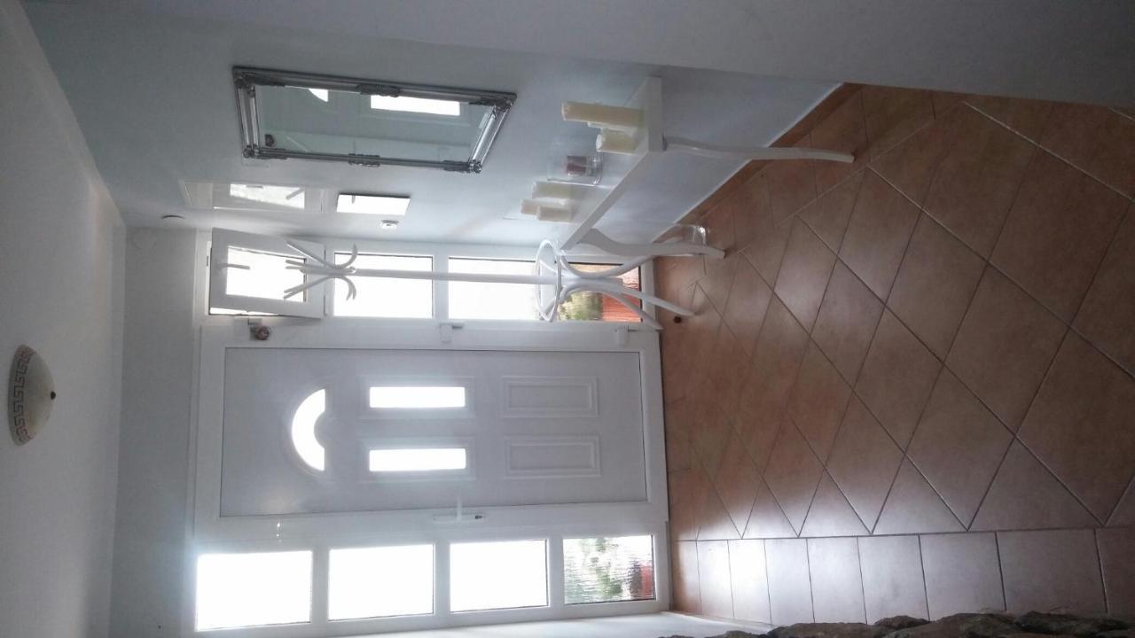 Apartmani Totic Crikvenica Buitenkant foto
